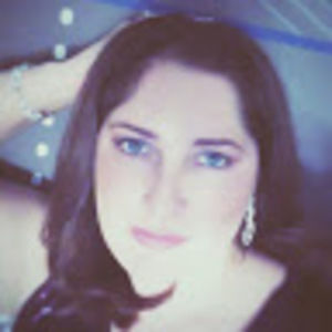 Meet your Posher, Caryn